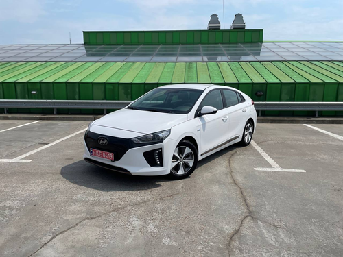 Hyundai Ioniq